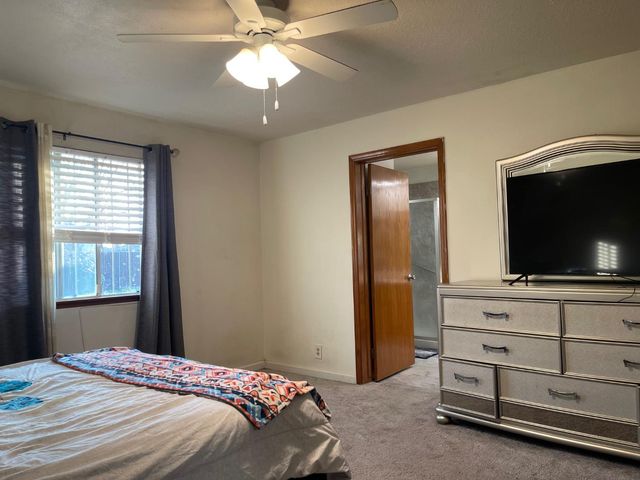 1632 University Avenue, Madera, CA 93637