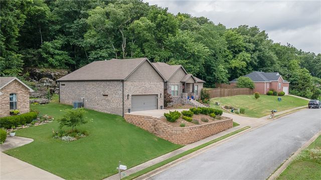 719 W Thornstone Avenue, West Fork, AR 72774