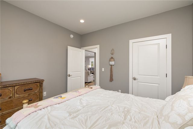 719 W Thornstone Avenue, West Fork, AR 72774