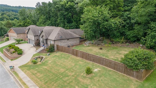 719 W Thornstone Avenue, West Fork, AR 72774