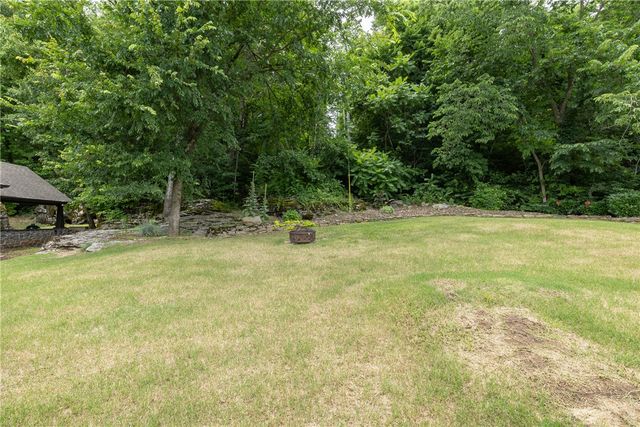 719 W Thornstone Avenue, West Fork, AR 72774
