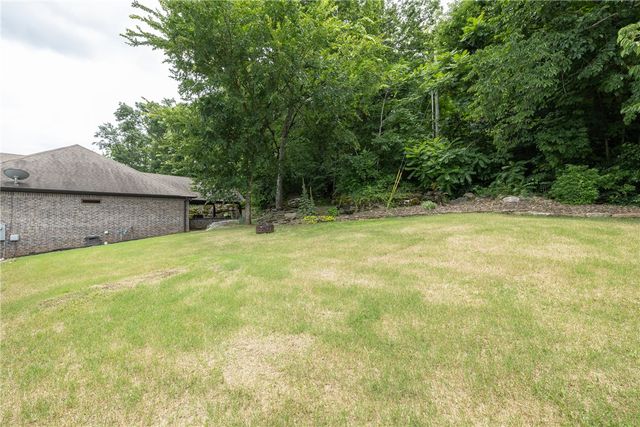 719 W Thornstone Avenue, West Fork, AR 72774