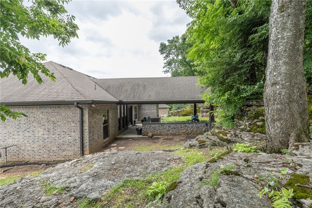 719 W Thornstone Avenue, West Fork, AR 72774