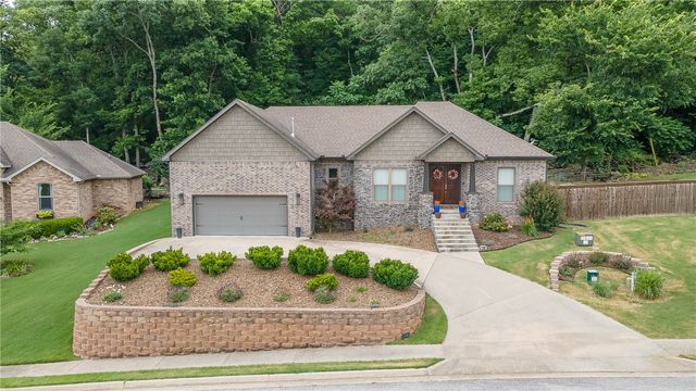 719 W Thornstone Avenue, West Fork, AR 72774