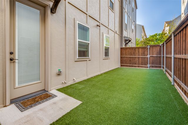 2609 La Altura Lane, Dallas, TX 75212