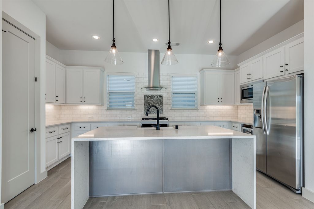 2609 La Altura Lane, Dallas, TX 75212