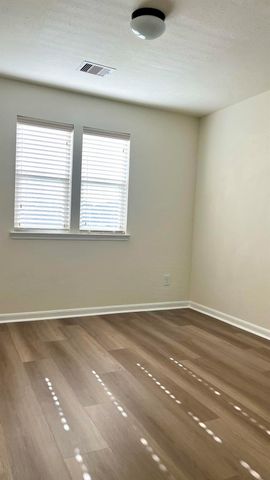 4814 Mint Trail, Houston, TX 77066