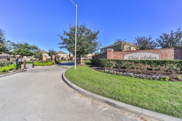 4814 Mint Trail, Houston, TX 77066