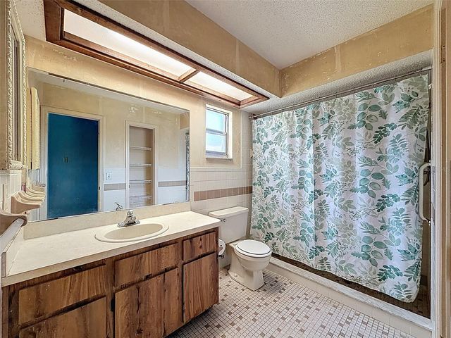 8643 WOODBRIDGE DR, New Port Richey, FL 34655