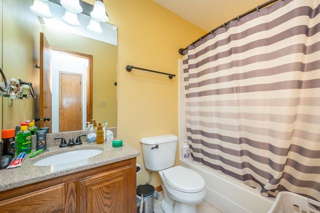 914 NE 9th Street, Ankeny, IA 50021