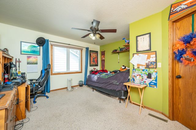 914 NE 9th Street, Ankeny, IA 50021