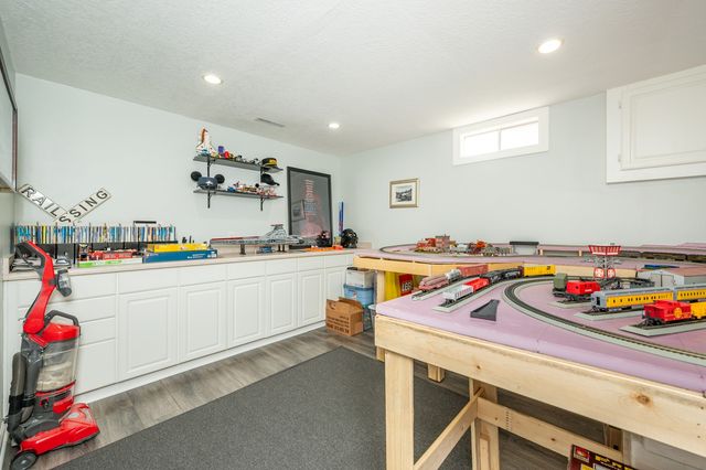 914 NE 9th Street, Ankeny, IA 50021