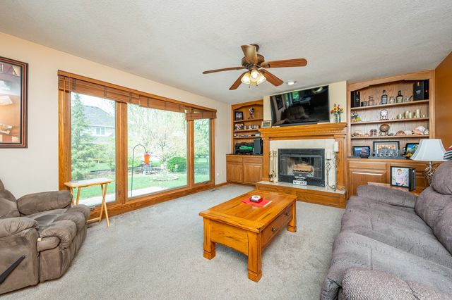 914 NE 9th Street, Ankeny, IA 50021