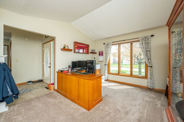 914 NE 9th Street, Ankeny, IA 50021