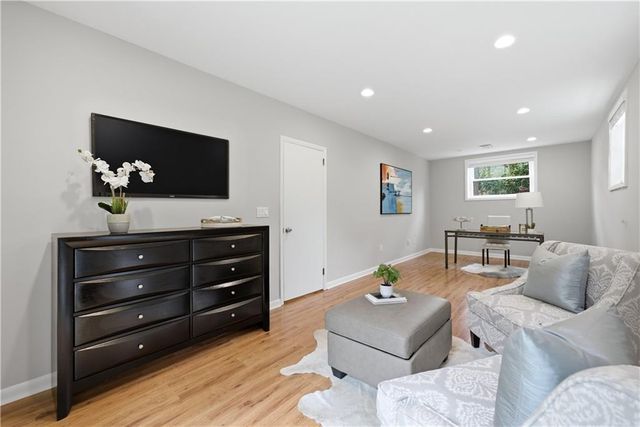 2878 Blackwood Road, Decatur, GA 30033