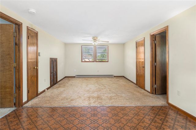 11 Lincoln Avenue 3, Bristol, RI 02809