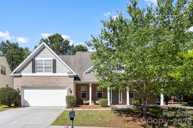 6237 Breckfield Court, Charlotte, NC 28278