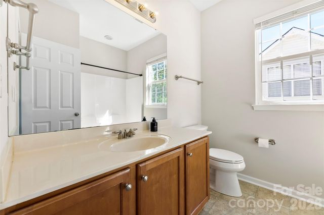 6237 Breckfield Court, Charlotte, NC 28278