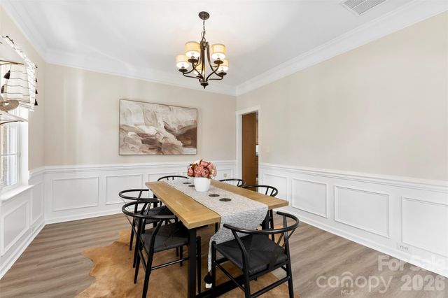 6237 Breckfield Court, Charlotte, NC 28278