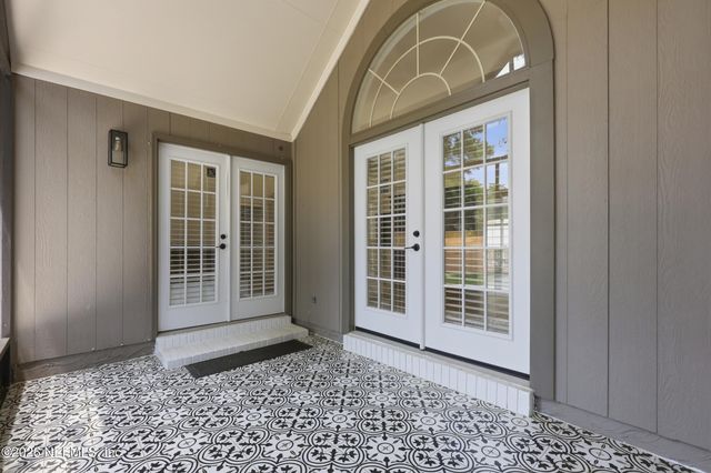 12048 WREN HOLLOW Court, Jacksonville, FL 32246