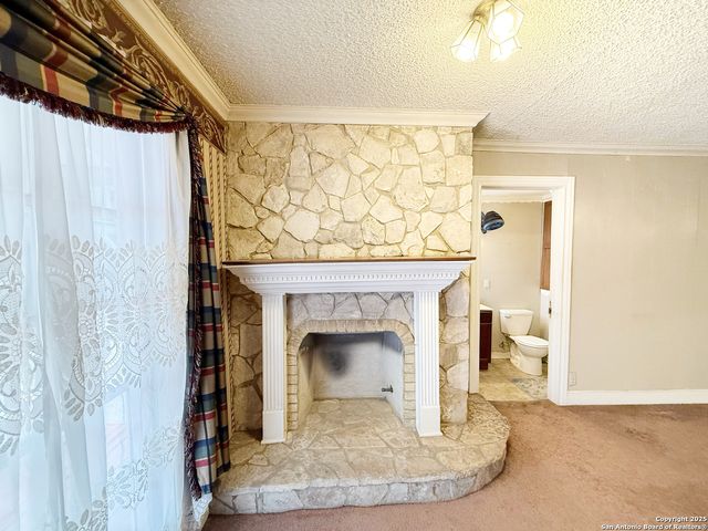 1205 W pyron, San Antonio, TX 78211