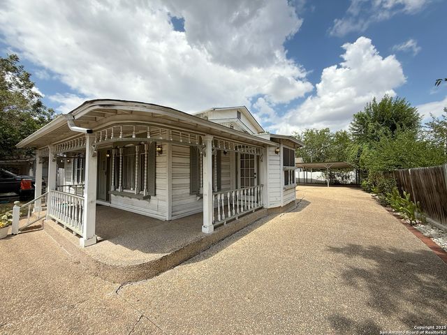 1205 W pyron, San Antonio, TX 78211