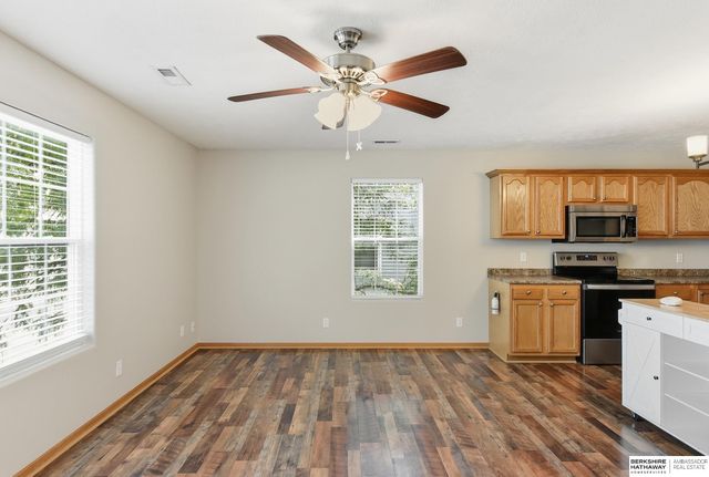 14663 Boyd Plaza, Omaha, NE 68116