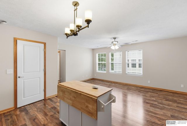 14663 Boyd Plaza, Omaha, NE 68116