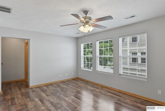 14663 Boyd Plaza, Omaha, NE 68116