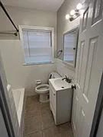 2375 Buena S Drive, Mobile, AL 36605