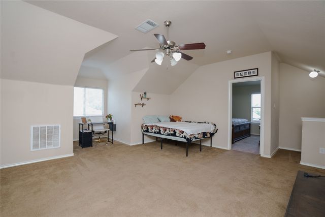 3300 Stonecrop Trail, Denton, TX 76226