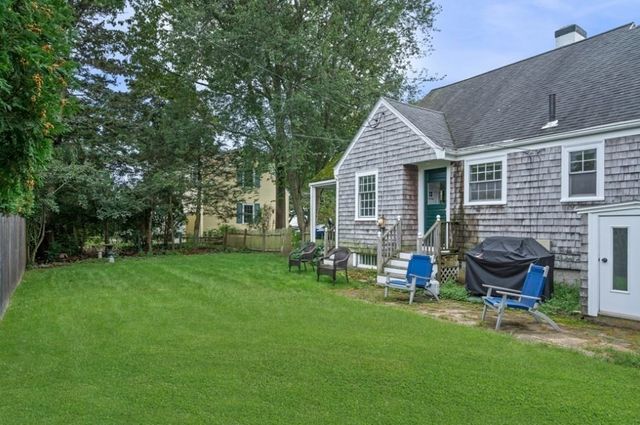 24 Hereford Road, Marblehead, MA 01945