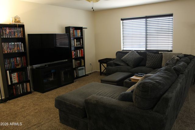286 W HEREFORD Drive, San Tan Valley, AZ 85143