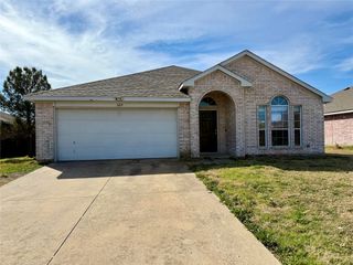 1609 Lesli, Royse City, TX 75189