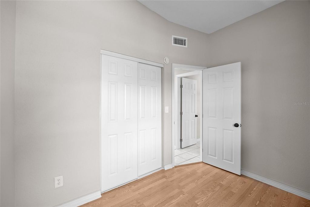 Image 16 of property listing at 818 28TH STREET CIRCLE E, Bradenton, FL 34203