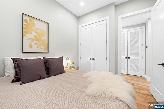 126 De Kalb Avenue 2, Jersey City, NJ 07306