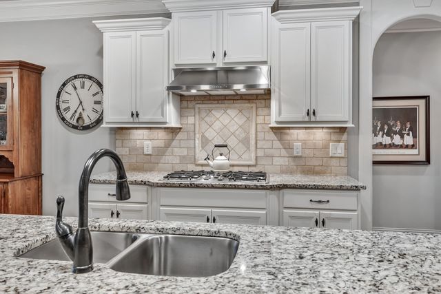 6018 Trotwood Ln, Spring Hill, TN 37174