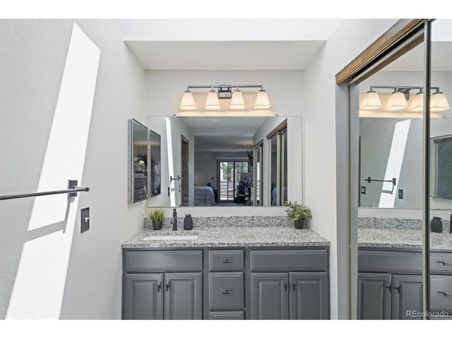 18962 E Stanford Dr, Aurora, CO 80015