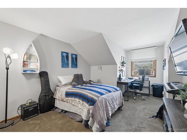 18962 E Stanford Dr, Aurora, CO 80015
