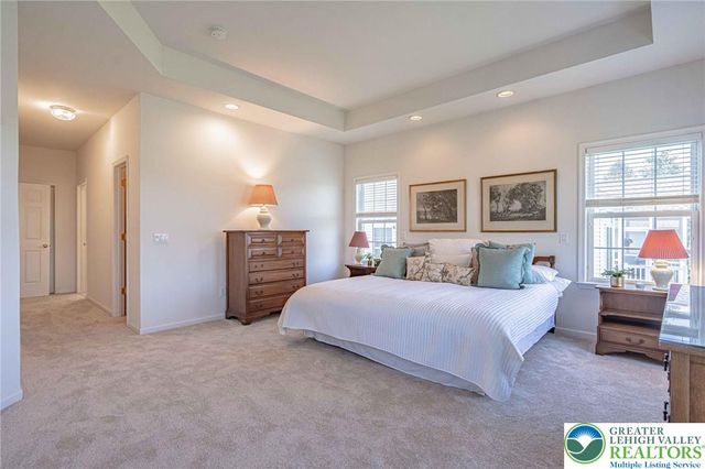 5010 Valley Stream Lane 90, Macungie Boro, PA 18062