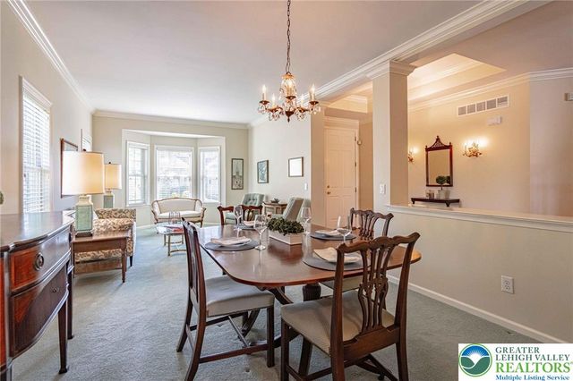 5010 Valley Stream Lane 90, Macungie Boro, PA 18062