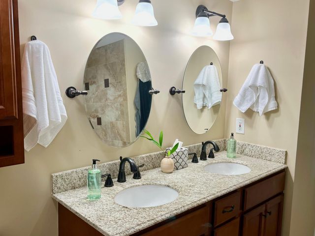 4200 N Ocean Drive 1-806, Riviera Beach, FL 33404