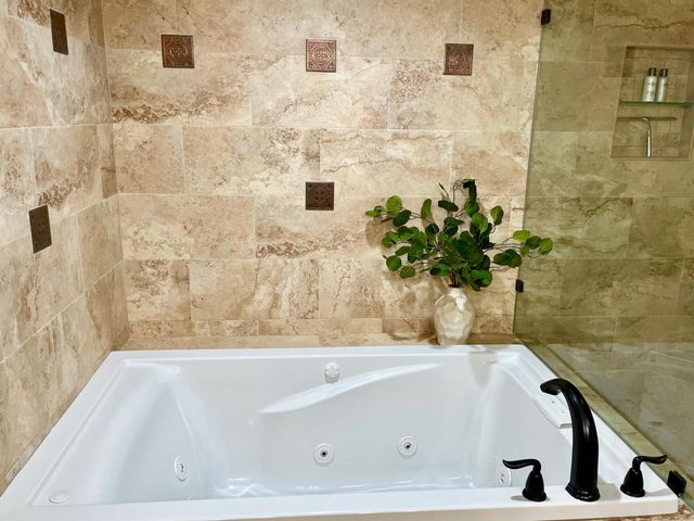 4200 N Ocean Drive 1-806, Riviera Beach, FL 33404
