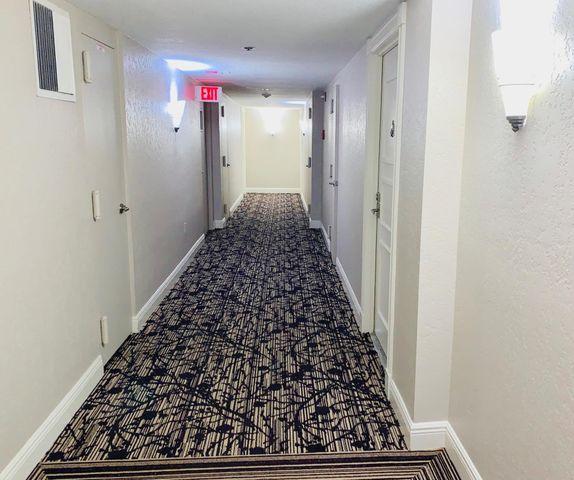 4200 N Ocean Drive 1-806, Riviera Beach, FL 33404