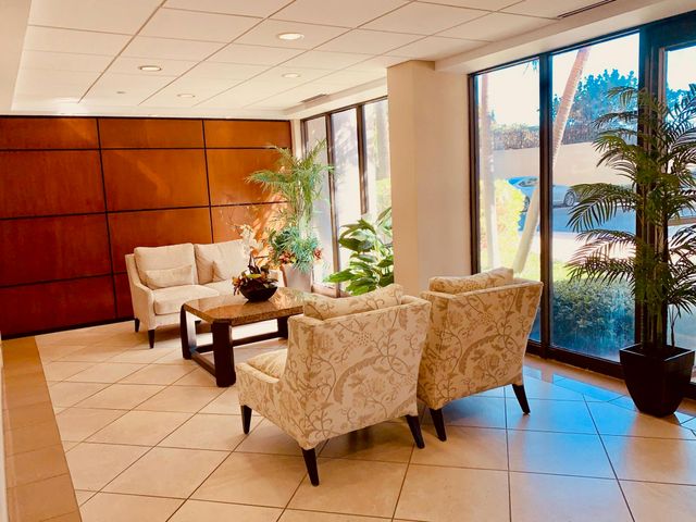 4200 N Ocean Drive 1-806, Riviera Beach, FL 33404