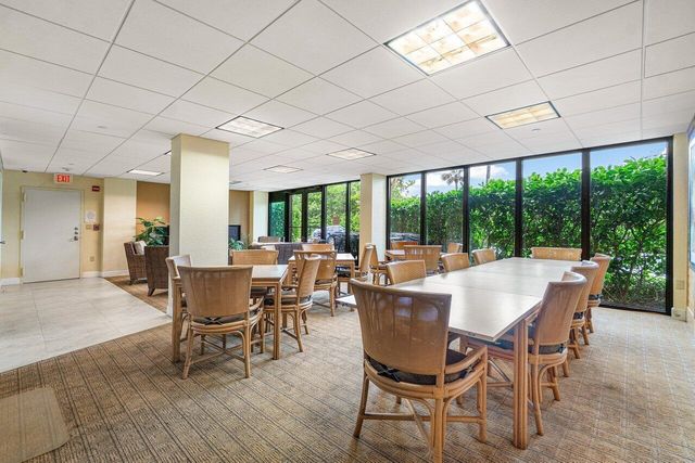 4200 N Ocean Drive 1-806, Riviera Beach, FL 33404