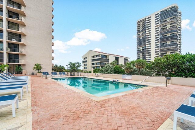 4200 N Ocean Drive 1-806, Riviera Beach, FL 33404