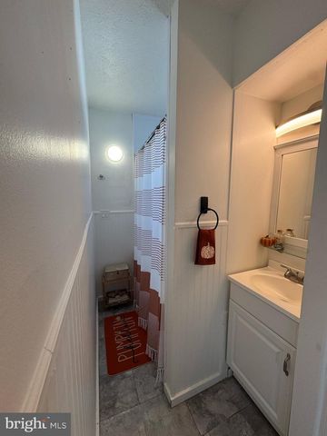 41 ATLANTIC ST, Keyport, NJ 07735
