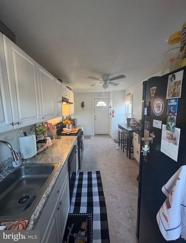 41 ATLANTIC ST, Keyport, NJ 07735