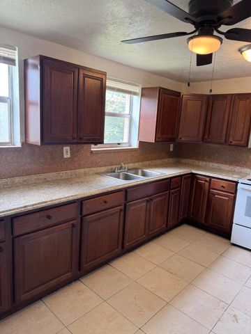 2221 NW 6th Court, Fort Lauderdale, FL 33311